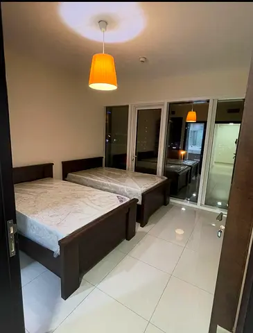 Looking for Flatmate