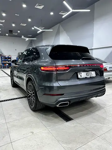 Porsche Cayenne Standard 2022 - European Specs - Excellent Condition