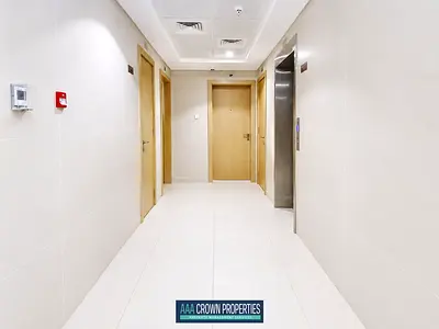 BRNAD NEW STUDIO APARTMENT WITH COVERED PARKING + PARKING