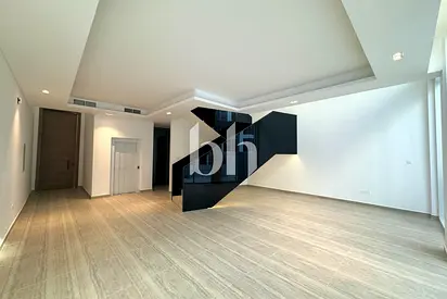 Vacant | Middle Row | Open Plan Layout | Type A