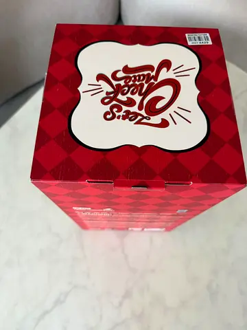 Queen labubu big
