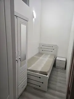 1,700 partition femal Strategic location