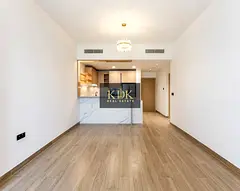 2Br+Store | Pool View | Fitted Kitchen
