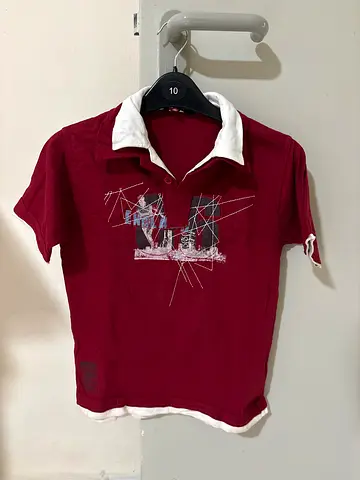 Maroon RedShort-Sleeve Polo Shirt with White Collar,