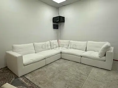 Selling ws living modular sofa