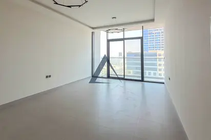 Brand New | Near Mall | Near Exit