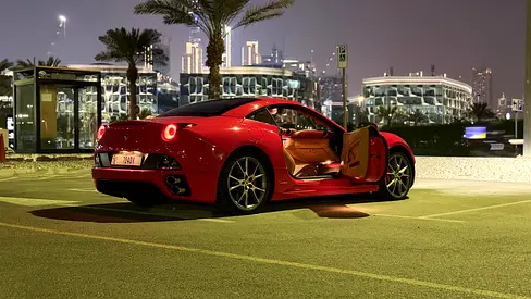 Stunning Ferrari California 2013 | GCC Specs | Low Mileage | Immaculate Condition