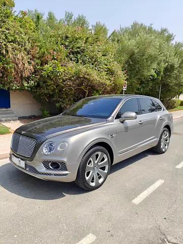 2018 Bentley BENTAYGA — фото 3