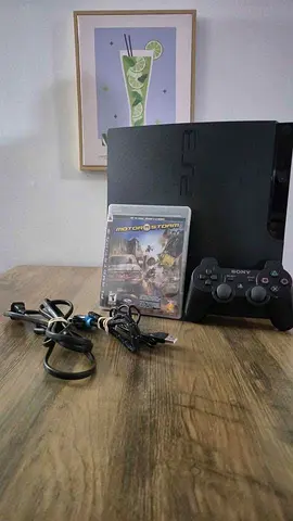 Sony 3 slim with controller and Cd