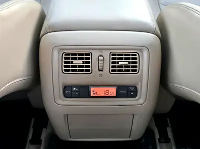 2013 Nissan PATHFINDER 缩略图 18