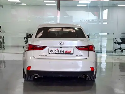 صورة 7 لـ 2014 Lexus IS-SERIES