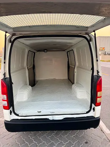 2013 Toyota HIACE 照片 9