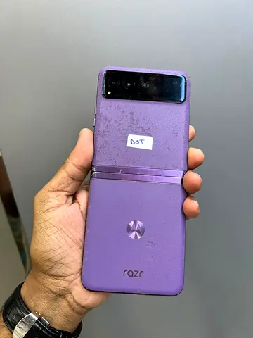 Motrola razr 40s 5g 16/256gb Dot