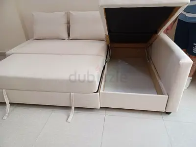 Comfortable Sofa Bed with Storage and Pull-Out Mechanism