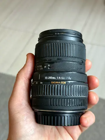 Sigma 55-200mm f/4-4.5 DC Telephoto Lens (used)