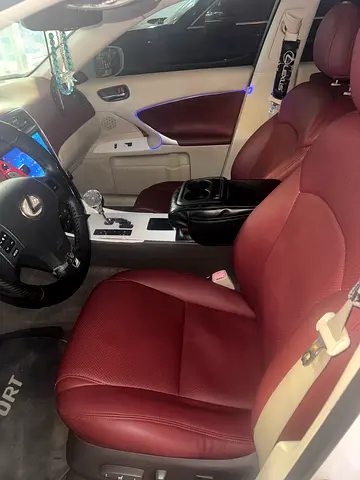 صورة 4 لـ 2009 Lexus IS-SERIES