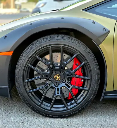 2024 Lamborghini HURACAN 照片 14