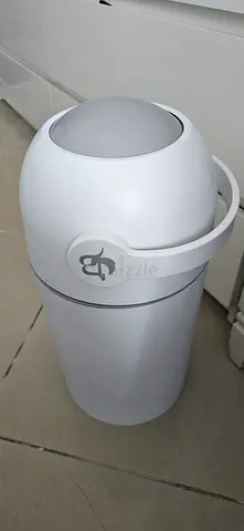 Odor-free Diaper Waste Disposal System & Bin, White Color.