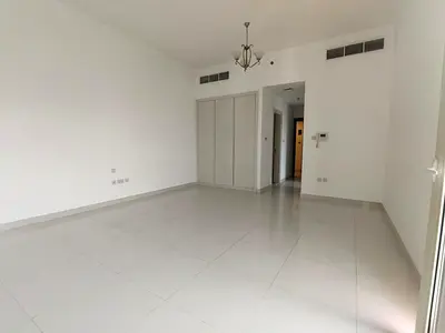WATERFORNT IN AL JADAF, DUBAI CHILLAER FREE STUDIO APARTMENT for RENT 55K