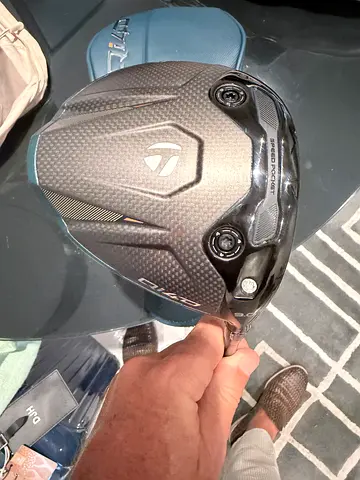 Taylormade Qi4d Driver