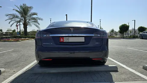 صورة 4 لـ 2018 Tesla MODEL S
