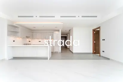 Mid Floor | Brand New | Larger Layout