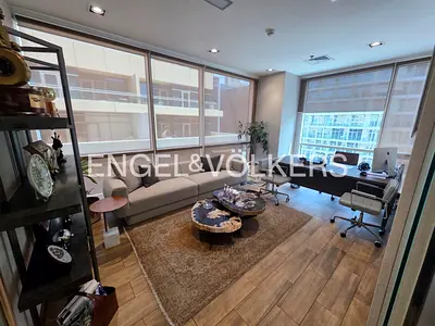 Prime Location | Amazing views | Vacant