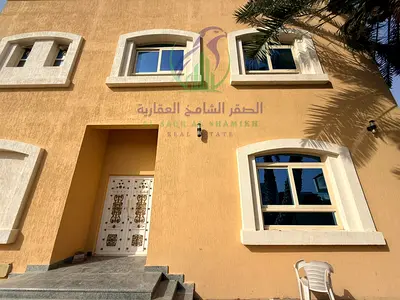 فيلا طابقين للايجار فيلا بالغافية تشطيب حديث خمسه غرف ماستر حوش واسع باركينغ داخلي وخارج على الشارع العام قرب عجمان