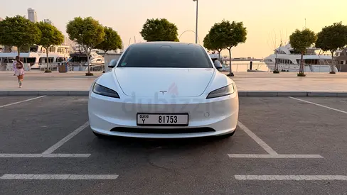 2025 Tesla Model 3 Long Range — zdjęcie 4