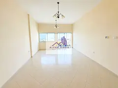 SEMI CLOSE KITCHEN /3 BATH/PRIME LOCATION/ HUGE SIZE