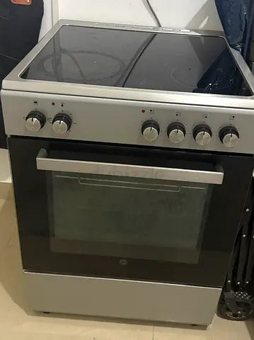 Electric freestanding ceramic hob oven - good working condition