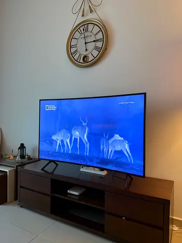 Samsung 55” 4K Curved Smart TV – UA55MU7350