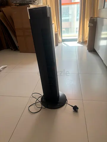 Slim tower fan — freestanding oscillating fan, good condition