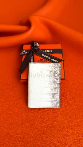 Hermès silver crocodile embossed card holder / small wallet (preowned)