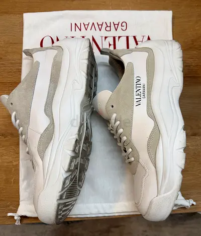 Original Valentino sneakers ( size 41)