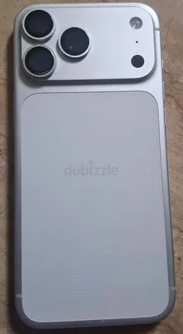 17 pro max 512 GB silver