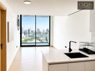 Spacious 1BR | Smart Home | Unfurnished