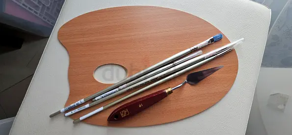 Artist wooden palette with paint knives and brushes -Brandnew