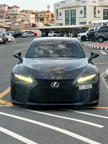 صورة 1 لـ 2023 Lexus IS-SERIES