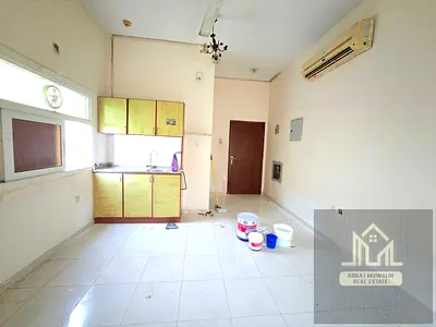 Spaciou studio available yearly unfurnished for family ready to move 17k