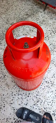 Emirates empty cylinder