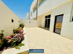 Brand New 5 BHK Villa For Rent In Hoshi Sharjah