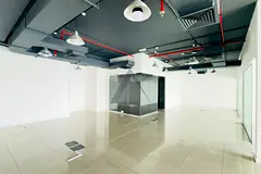 NEGOTIABLE | FITTED OFFICE | WALKING TO METRO
