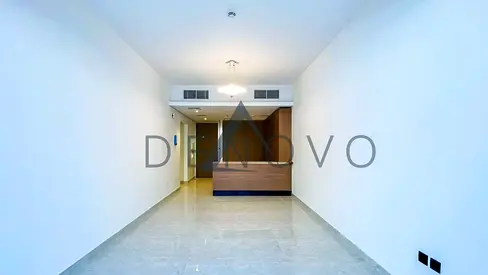 Bright 2 Bedroom + Study | Well Maintained