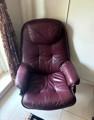 Leather Swivel Reclining Chair Marina