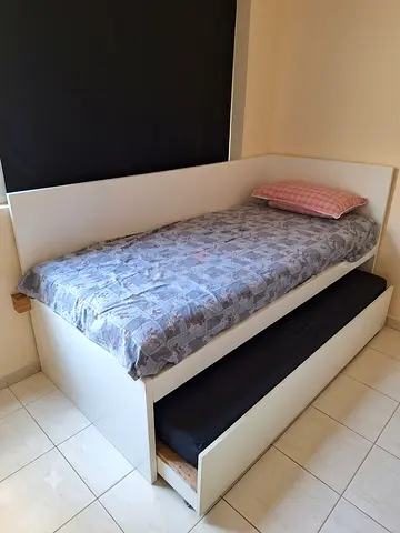 ikea single trundle bed with pull-out bed, mattress included - good condition