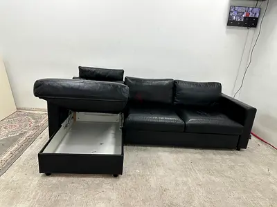 Looks like new condition leather sofabed