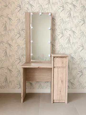 Home Centre Neptune Dressing Table with Mirror – Light Wood