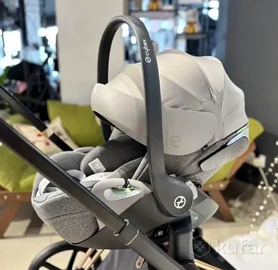 Cybex Cloud T i size plus car seat.No base