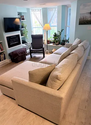 Crate&barrel lounge deep L shape sofa